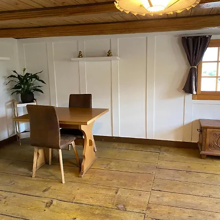 Apartment Renovierte Walliser Altbauwohnung Ried-Brig